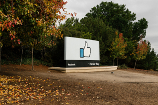 Facebook Facebook